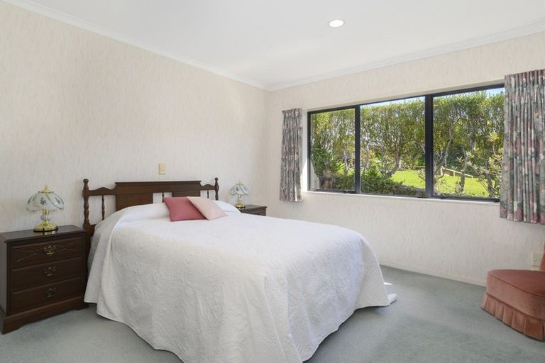 Photo of property in 8 Lynwood Place, Brookfield, Tauranga, 3110