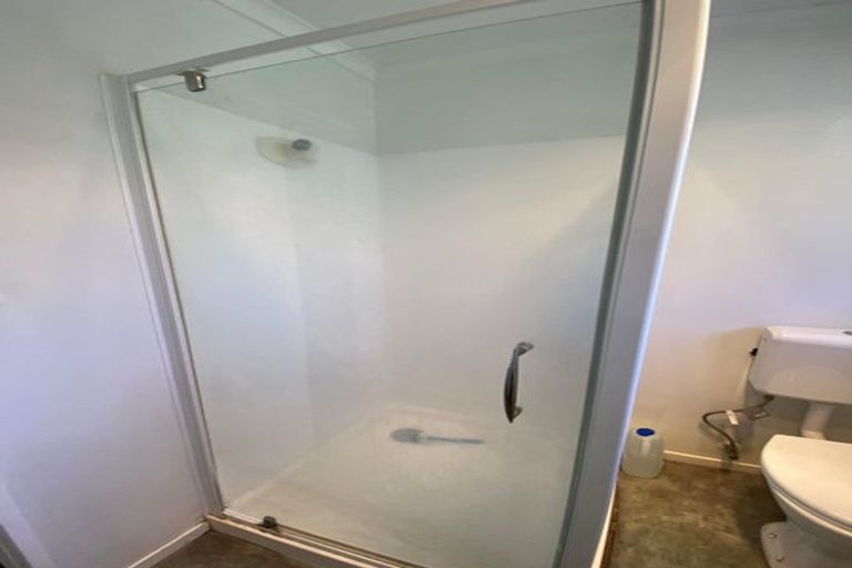 Photo of property in 383 Massey Road, Mangere East, Auckland, 2024