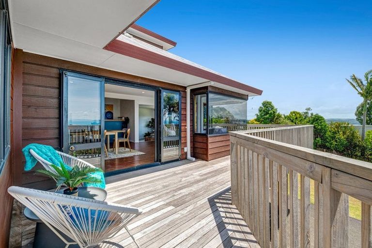 Photo of property in 8b Duncansby Road, Stanmore Bay, Whangaparaoa, 0932