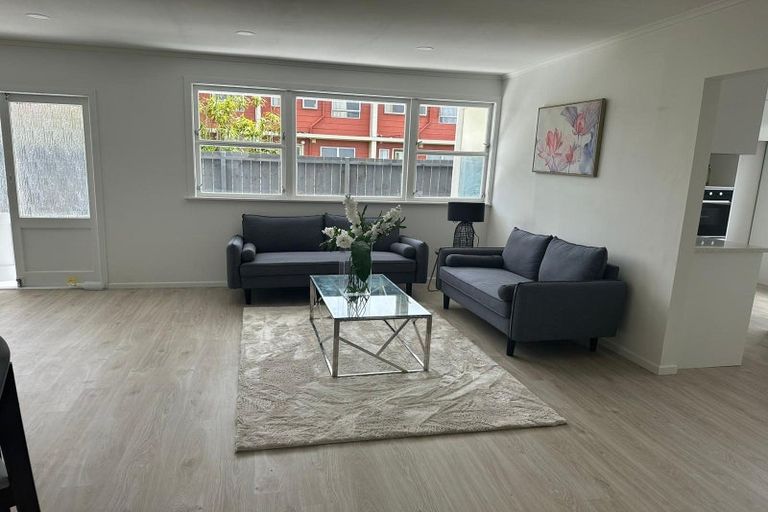 Photo of property in 22 Claude Avenue, Papatoetoe, Auckland, 2025