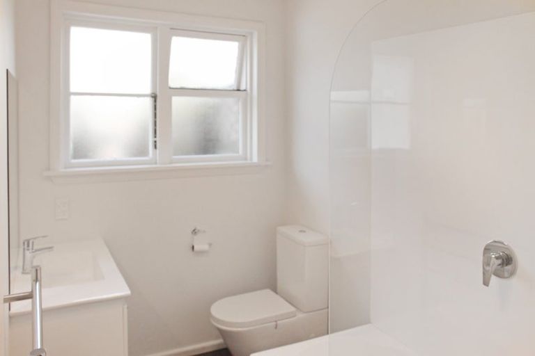 Photo of property in 355 Clyde Road, Bryndwr, Christchurch, 8053