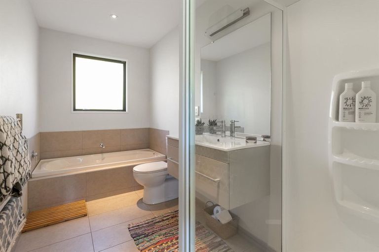 Photo of property in 60 Nichol Street, Lake Hawea, Wanaka, 9382