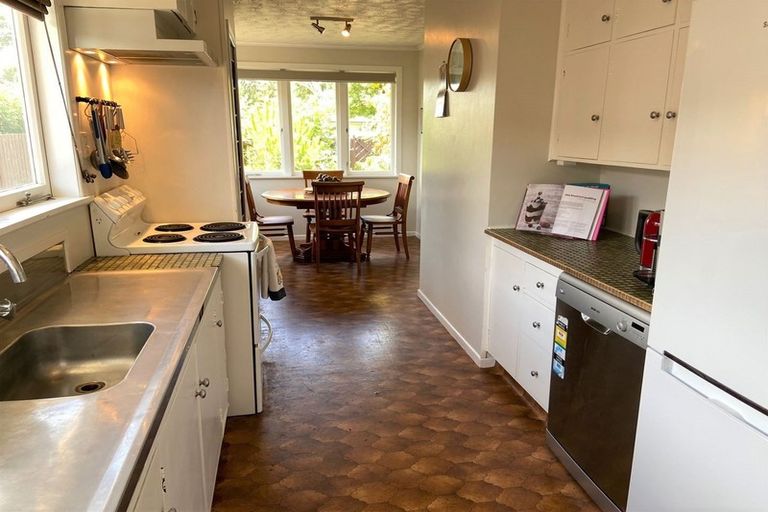 Photo of property in 51a Hall Road, Matua, Tauranga, 3110