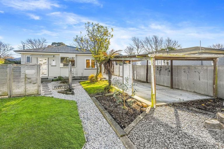 Photo of property in 54 Mathesons Road, Phillipstown, Christchurch, 8011