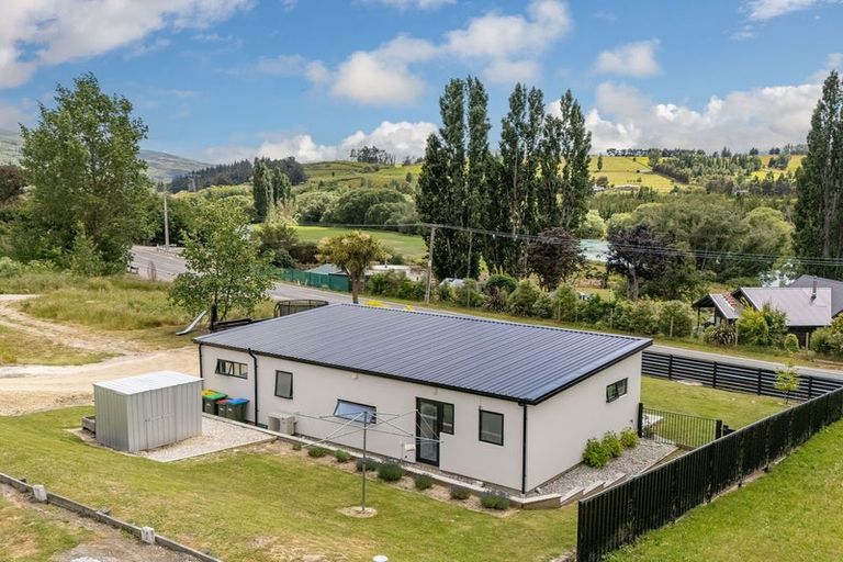 Photo of property in 46 Selkirk Street, Roxburgh, 9500