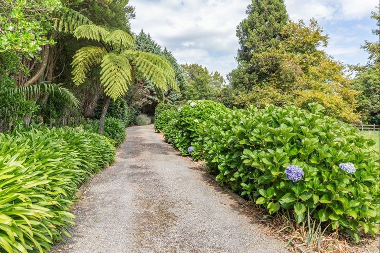 Photo of property in 97 Papaitonga Lake Road, Ohau, Levin, 5570