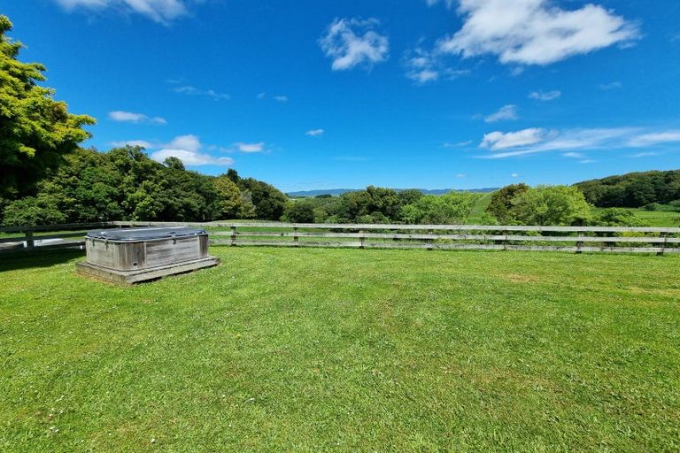 Photo of property in 166 Paekaka Road, Piopio, 3970