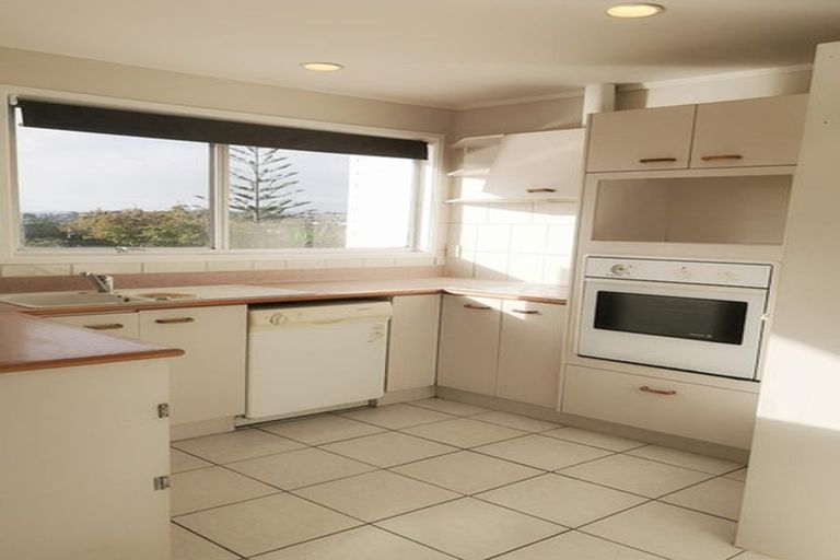 Photo of property in 66 Alexander Street, Cockle Bay, Auckland, 2014