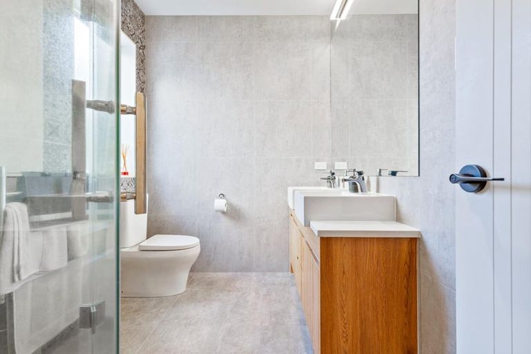 Photo of property in 12 Dinning Road, Riverhead, 0820