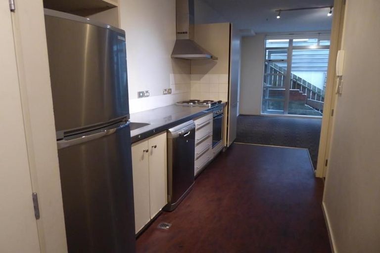 Photo of property in Vespa Apartments, 305/20 Hanson Street, Mount Cook, Wellington, 6021