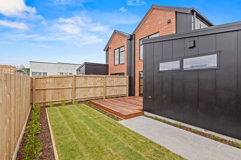 Photo of property in 3/12 Mccombs Street, Somerfield, Christchurch, 8024