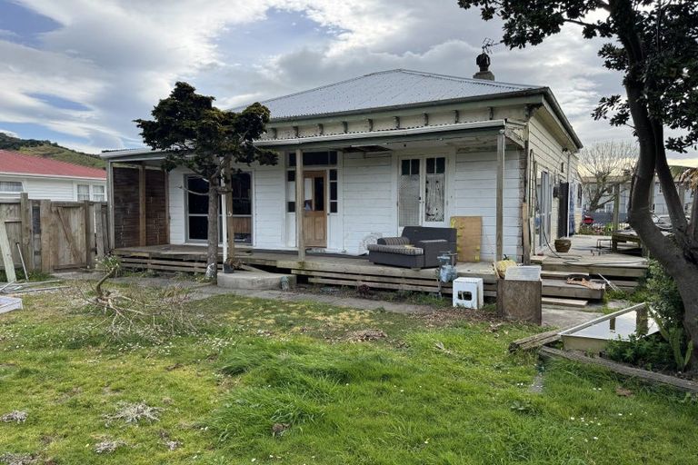 Photo of property in 11 Endcliffe Road, Kaiti, Gisborne, 4010