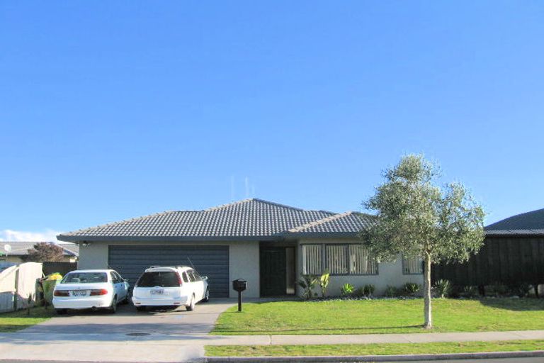 Photo of property in 30 Katerini Grove, Papamoa Beach, Papamoa, 3118