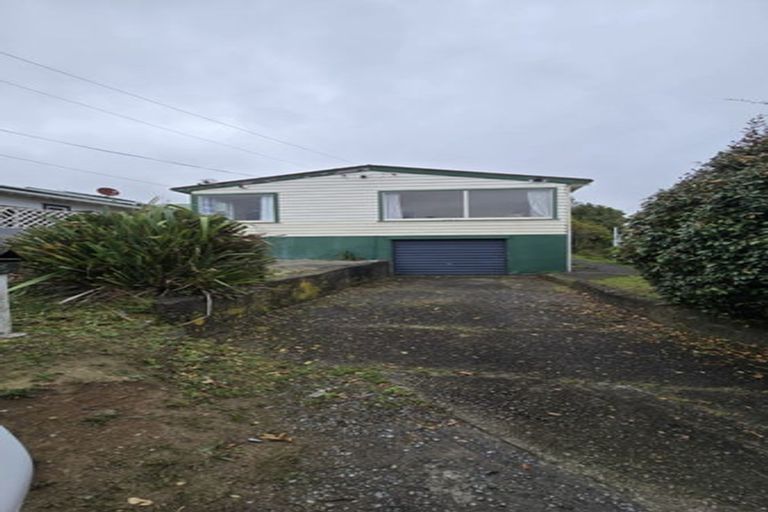 Photo of property in 5 Haumia Street, Johnsonville, Wellington, 6037
