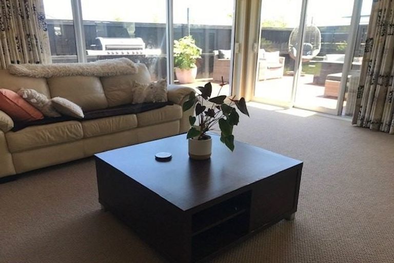 Photo of property in 6 Picton Place, Kaiapoi, 7630