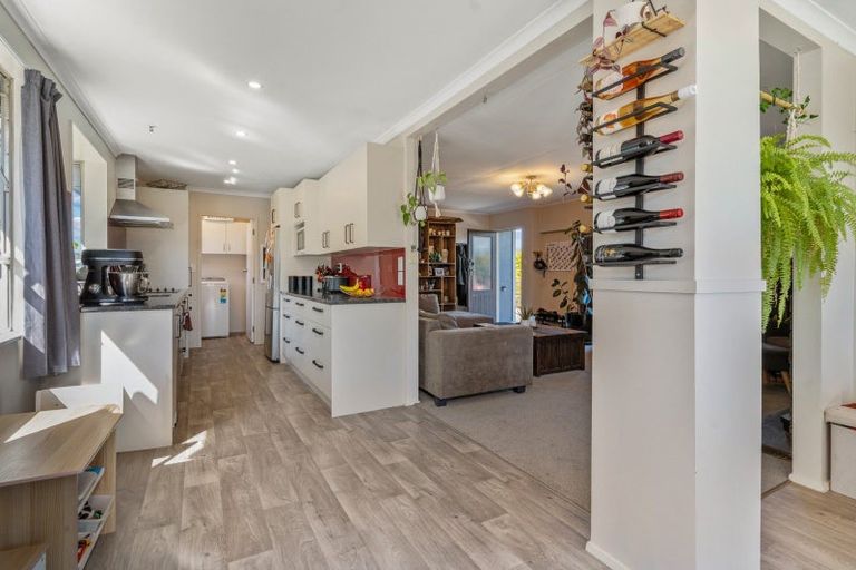 Photo of property in 18 Frederick Street, Carterton, 5713