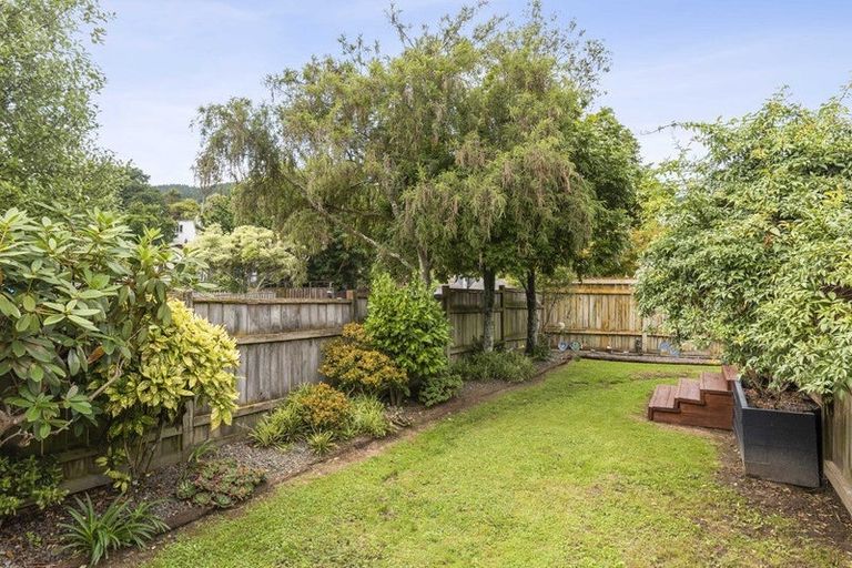 Photo of property in 25 Hookway Grove, Paraparaumu, 5032