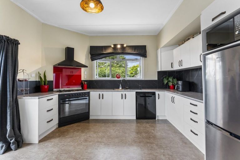 Photo of property in 8 Albert Street, Pahiatua, 4910