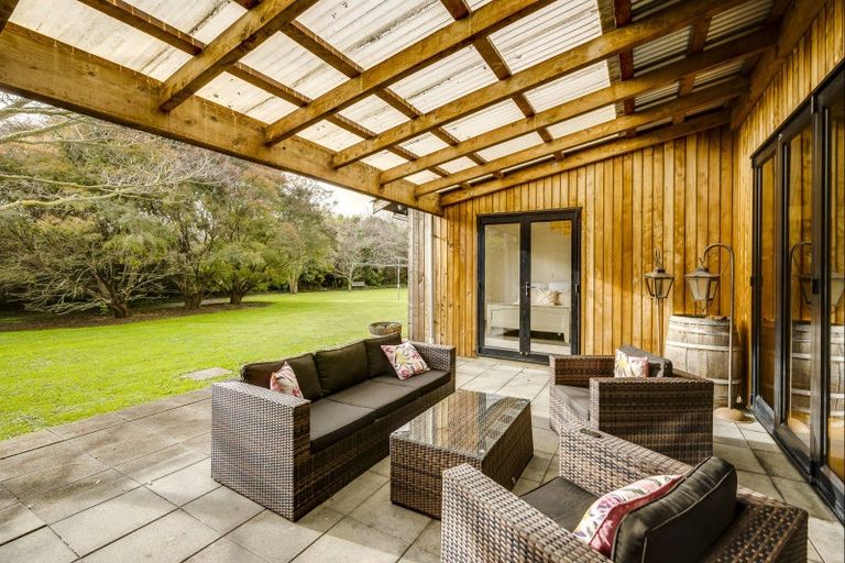 Photo of property in 260 Havelock Road, Akina, Hastings, 4122