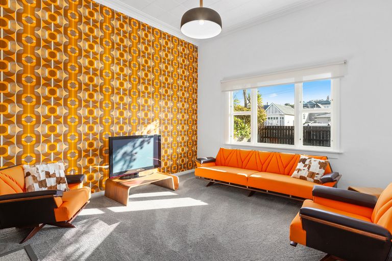 Photo of property in 22 Lochend Street, Musselburgh, Dunedin, 9013