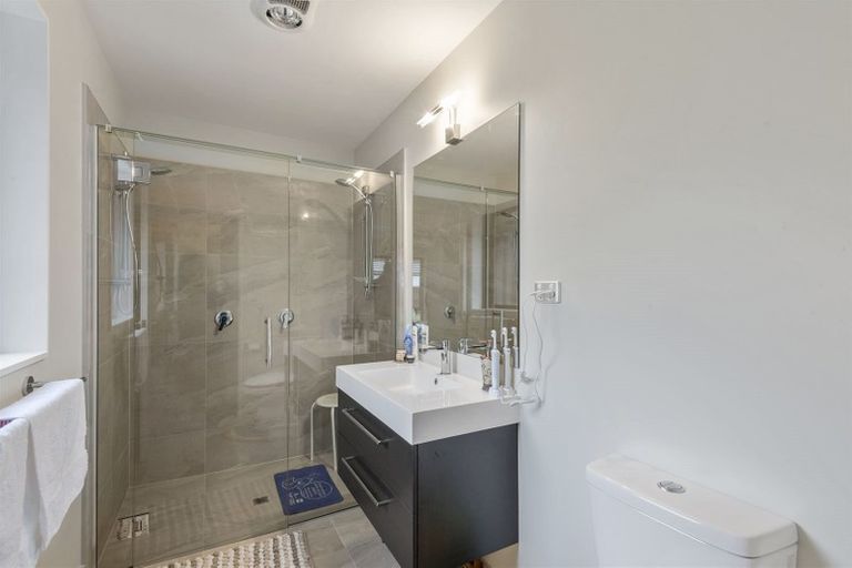 Photo of property in 4 Kieran Grove, Aidanfield, Christchurch, 8025