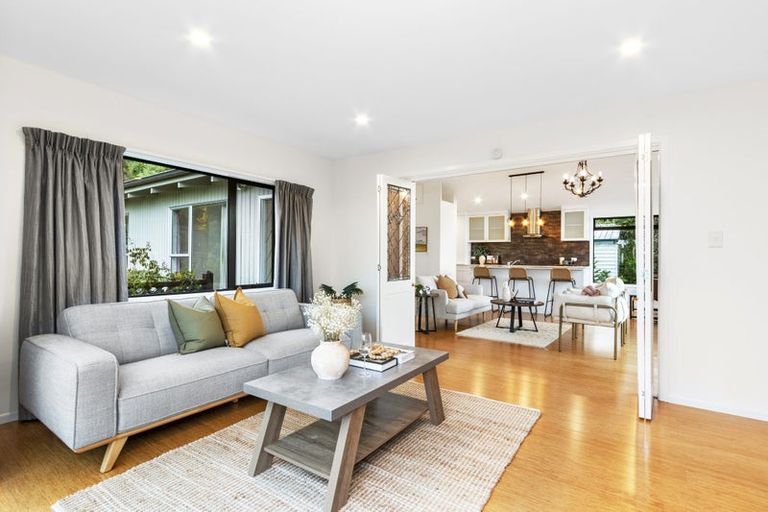 Photo of property in 214 Dyers Pass Road, Cashmere, Christchurch, 8022