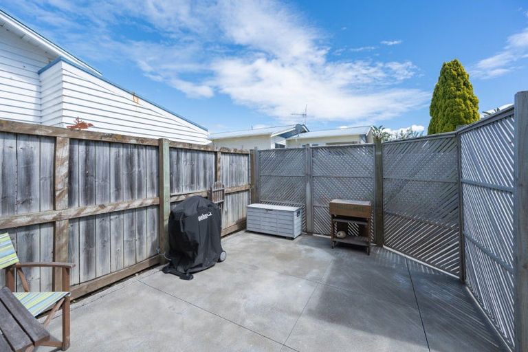Photo of property in 2/173 Vigor Brown Street, Napier South, Napier, 4110