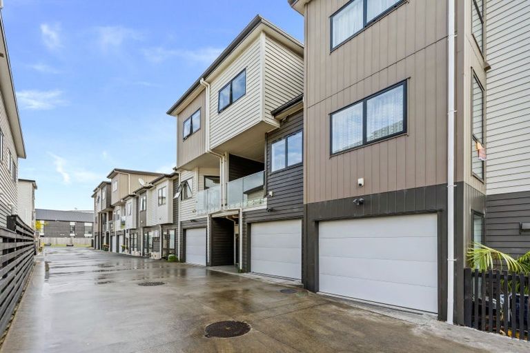 Photo of property in 112a Totara Road, Whenuapai, Auckland, 0618