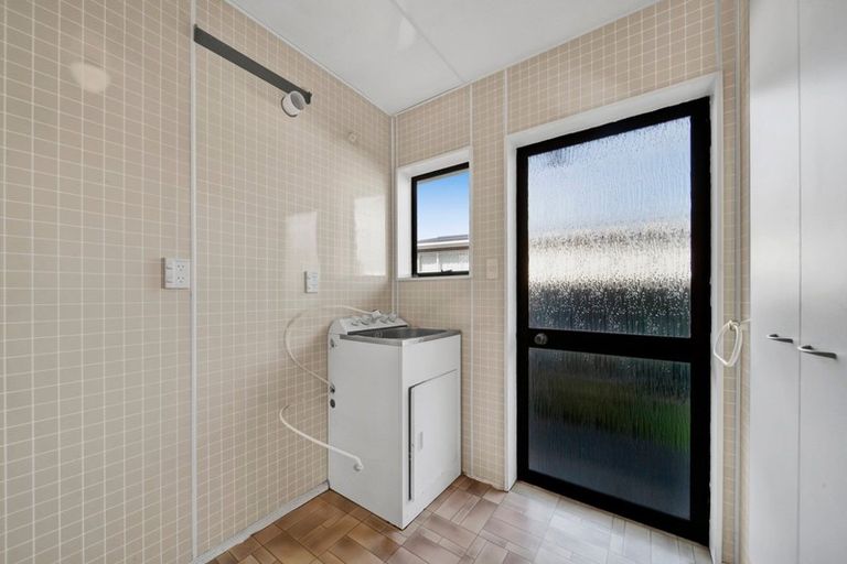 Photo of property in 38a Collins Street, Hawera, 4610