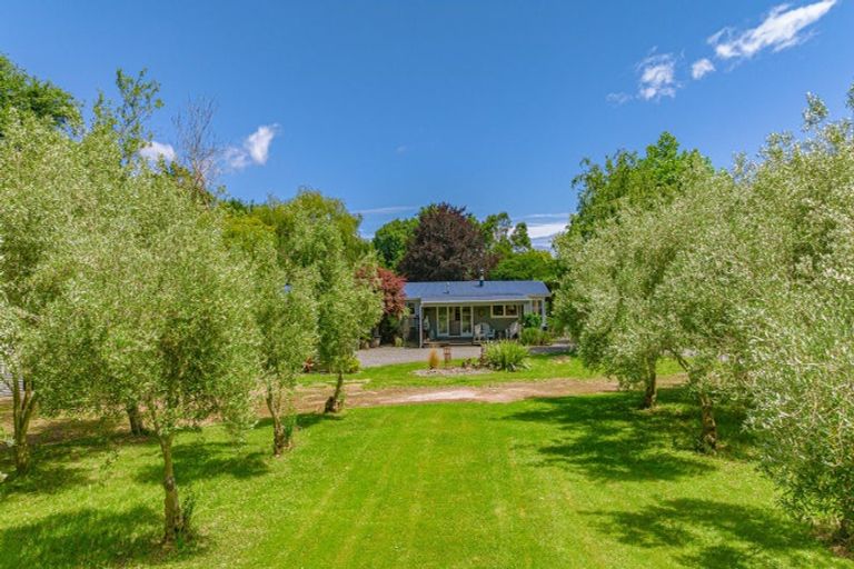 Photo of property in 274 High Street North, Carterton, 5713