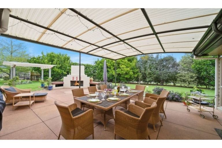 Photo of property in 2a Masters Road, Waiuku, 2681