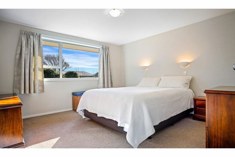 Photo of property in 29a Wyatt Place, Russley, Christchurch, 8042