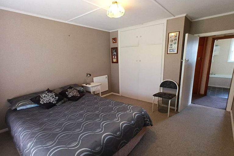 Photo of property in 69 Eastons Road, Westport, 7825