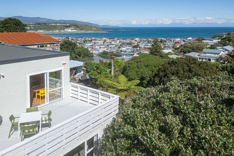 Photo of property in 42 Buckingham Street, Melrose, Wellington, 6023