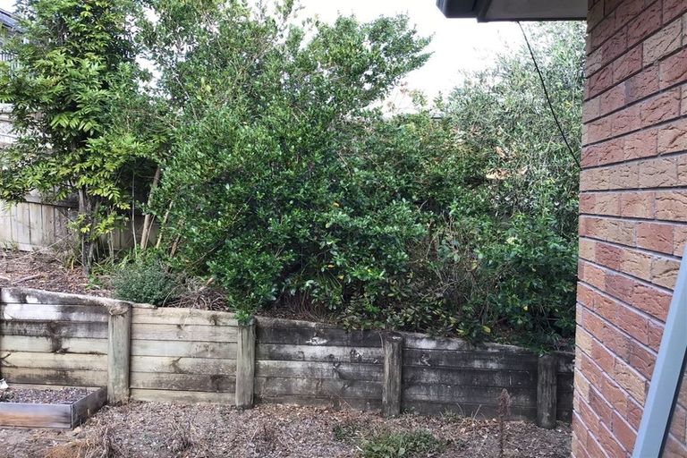 Photo of property in 101a Royal Road, Massey, Auckland, 0614