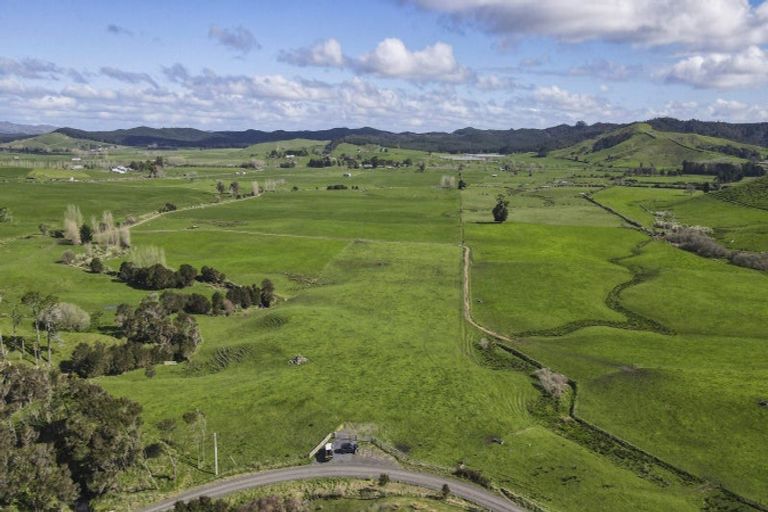 Photo of property in 288 Dimmock Road, Waitakaruru, 2471