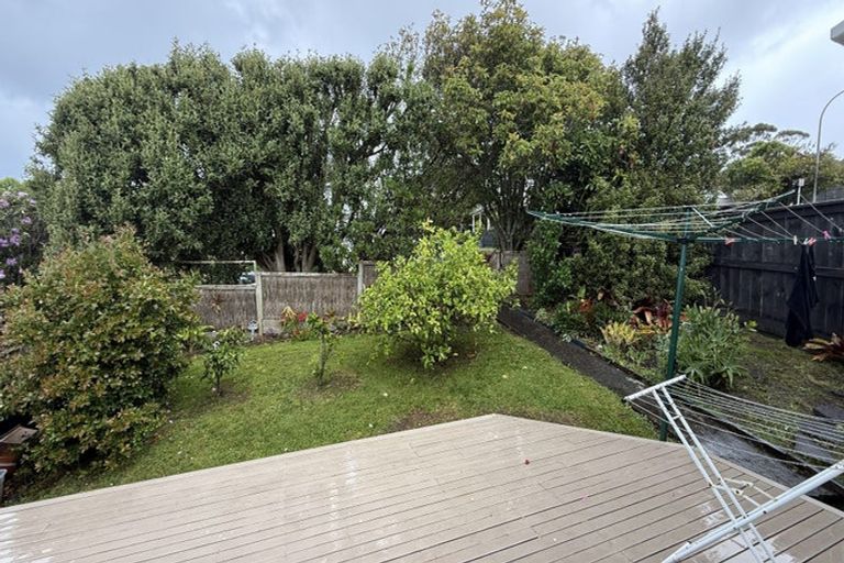 Photo of property in 83 Marellen Drive, Red Beach, 0932