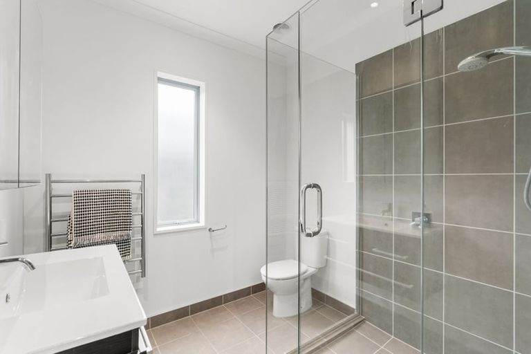 Photo of property in 14 Rockport Place, Parklands, Christchurch, 8083