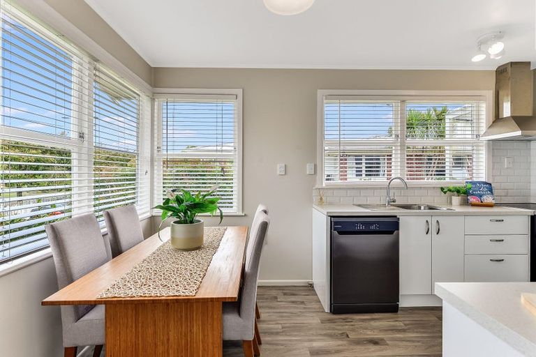 Photo of property in 13 Morris Road, Hillcrest, Hamilton, 3216