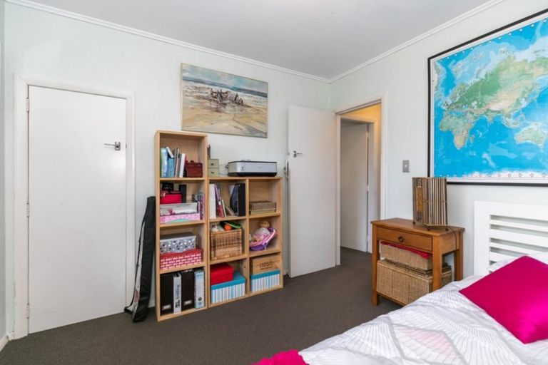 Photo of property in 100 Storey Avenue, Forest Lake, Hamilton, 3200