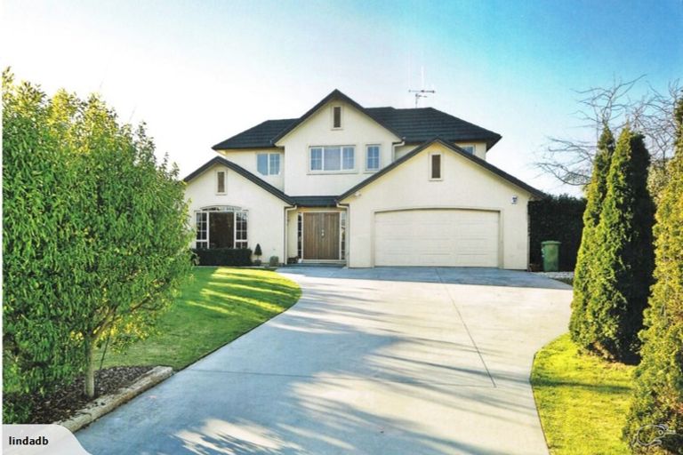 Photo of property in 14 Shalimar Place, Huntington, Hamilton, 3210