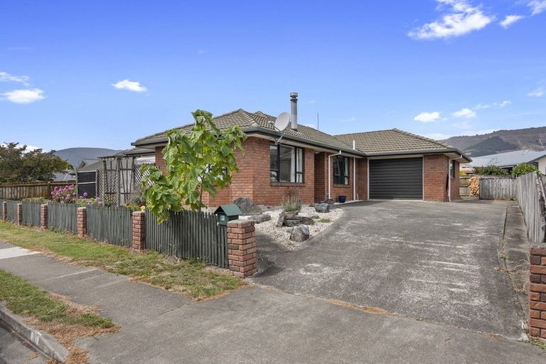 Photo of property in 10 Albizia Place, Richmond, 7020