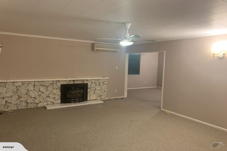 Photo of property in 20 Edwards Place, Terrace End, Palmerston North, 4410
