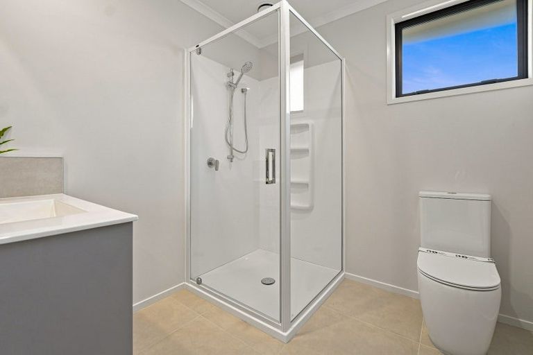 Photo of property in 15 Rockefeller Street, Papamoa, 3118