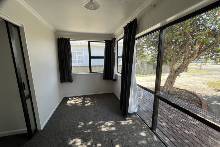 Photo of property in 20 Bryant Street, Takaro, Palmerston North, 4412
