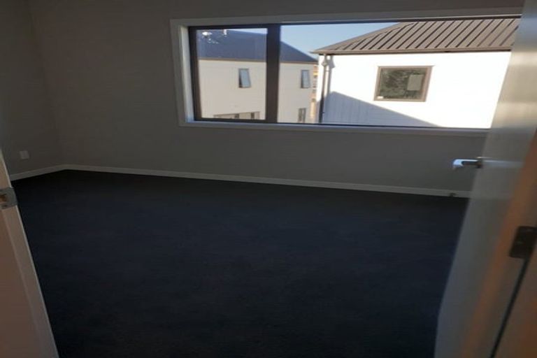 Photo of property in 22 Ron Deal Way, Epuni, Lower Hutt, 5011