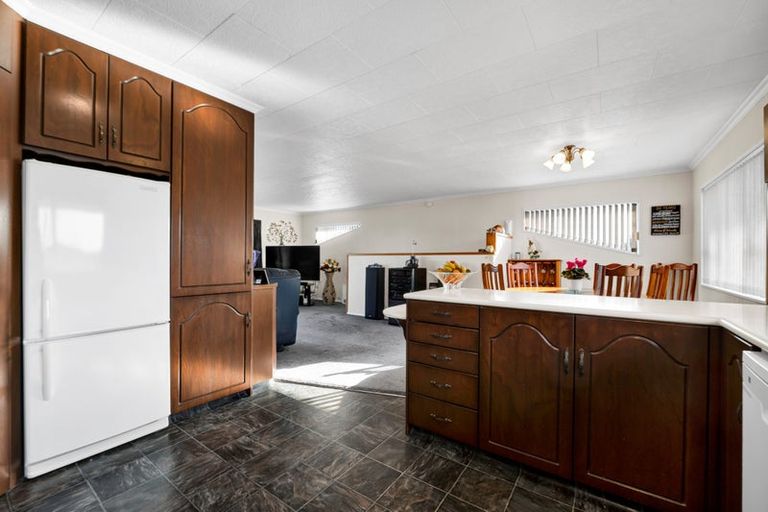 Photo of property in 26 Rata Street, Hawera, 4610