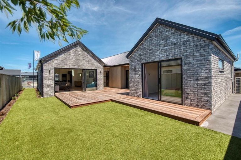 Photo of property in 73 Silverstream Boulevard, Kaiapoi, 7630