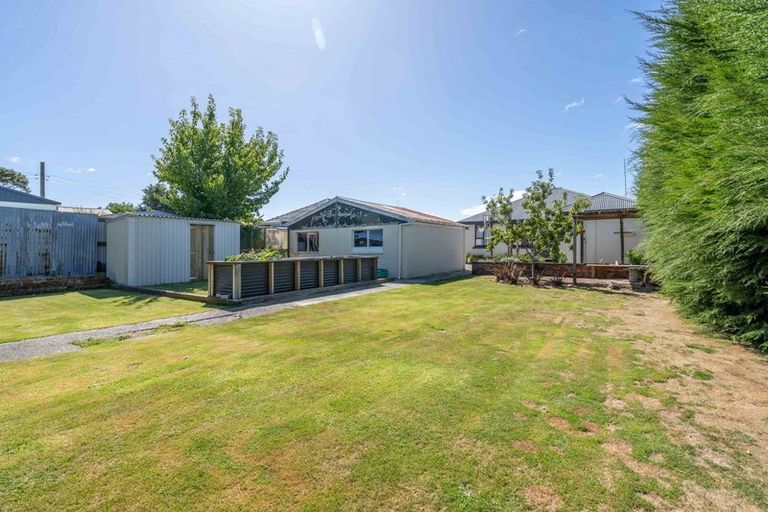 Photo of property in 19 Brown Street, Strathern, Invercargill, 9812