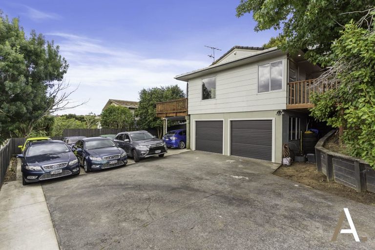 Photo of property in 42 Banyan Drive, Totara Heights, Auckland, 2105